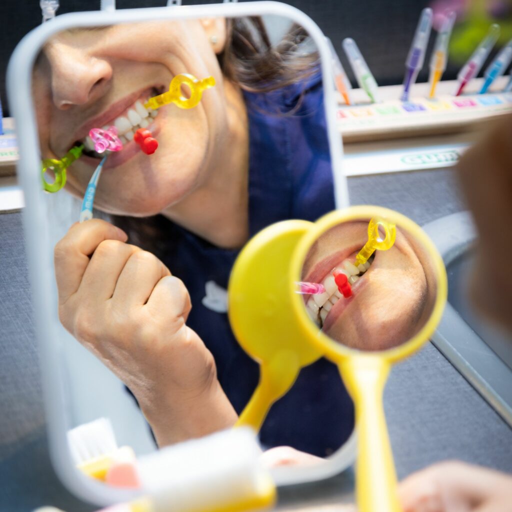 Dr Ronchini Catherine, chirurgien dentiste sur Carbonne au sud Toulouse, Spécialisée dans la parodontie et la Méthode Bonner.